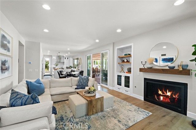 18976 Rockinghorse Lane, Huntington Beach, CA 92648