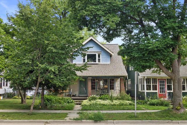 314 N 68th STREET, Wauwatosa, WI 53213