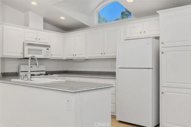 30802 Coast F18, Laguna Beach, CA 92651