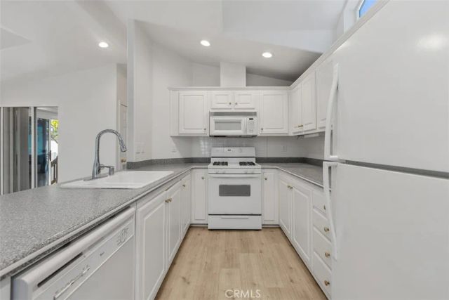 30802 Coast F18, Laguna Beach, CA 92651