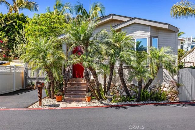 30802 Coast F18, Laguna Beach, CA 92651