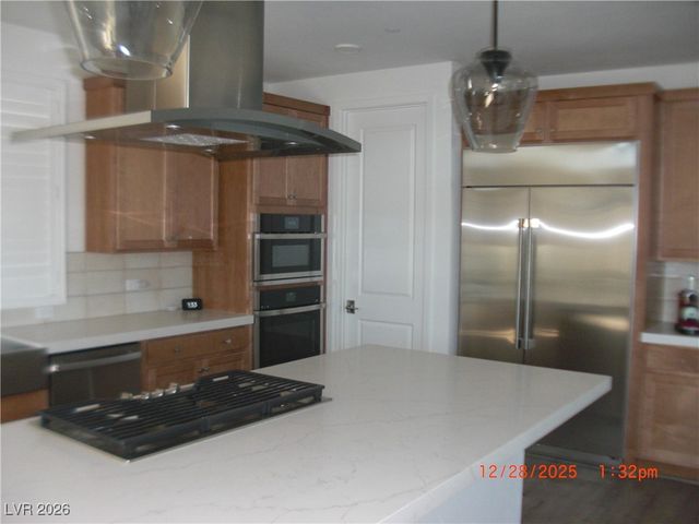 9751 Evergreen Pine Street, Las Vegas, NV 89166