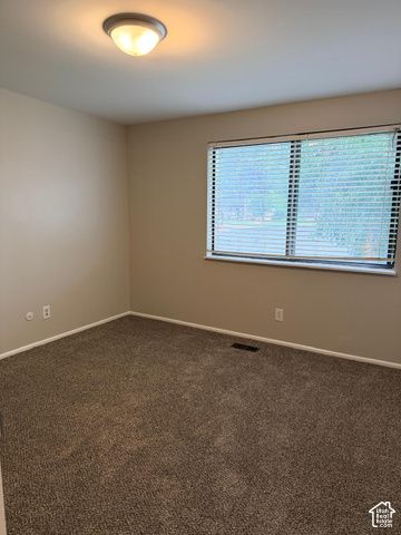 2229 N 700 W, Clinton, UT 84015