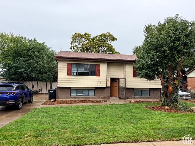 2229 N 700 W, Clinton, UT 84015