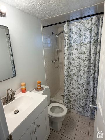 2229 N 700 W, Clinton, UT 84015