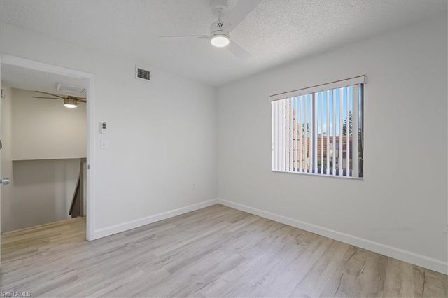 5244 Cedarbend DR # 2, Fort Myers, FL 33919