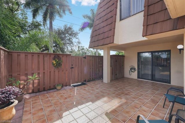 5244 Cedarbend DR # 2, Fort Myers, FL 33919