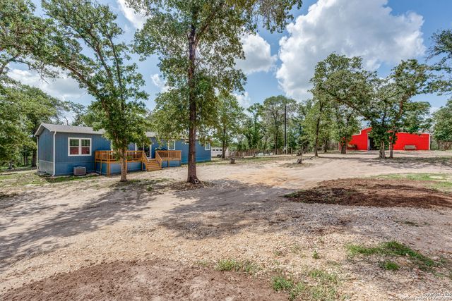 1440 Nockenut, Seguin, TX 78155