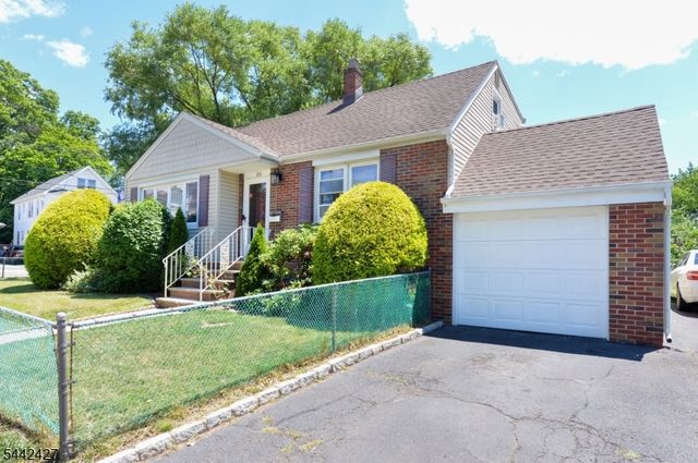 242 Prospect St, Nutley Twp., NJ 07110
