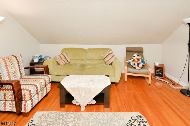 242 Prospect St, Nutley Twp., NJ 07110