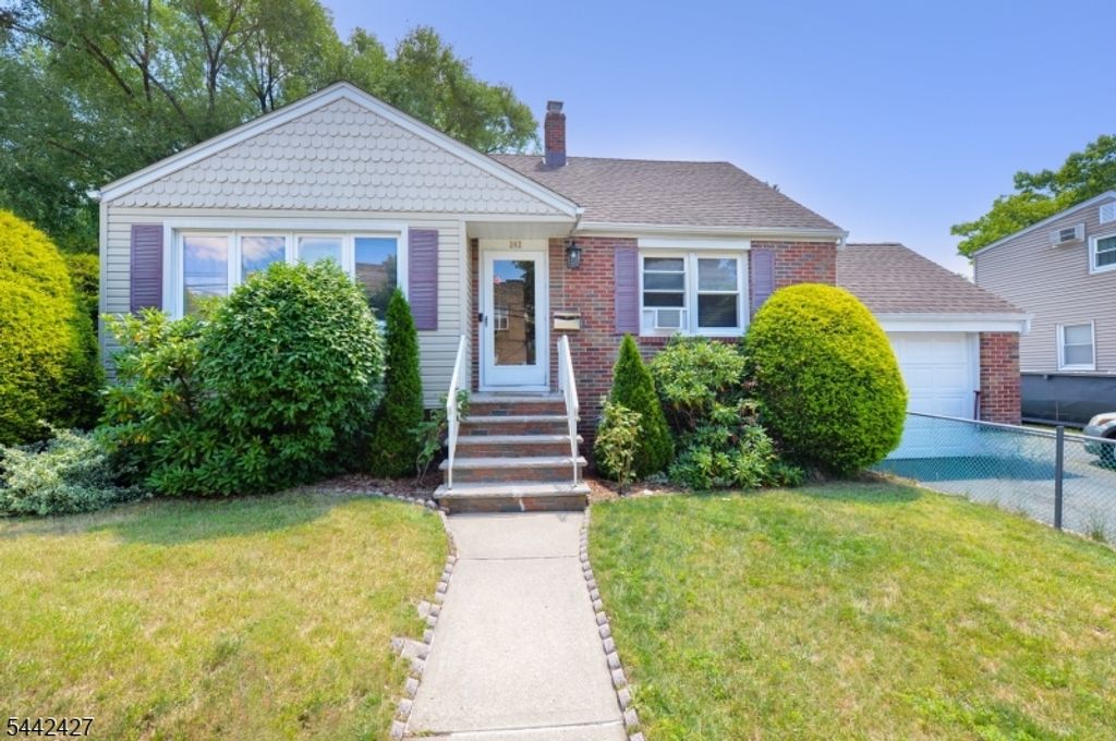 242 Prospect St, Nutley Twp., NJ 07110