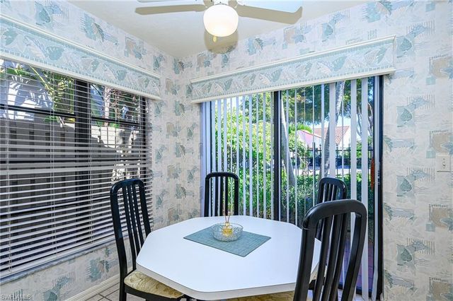 855 REEF POINT CIR, Naples, FL 34108