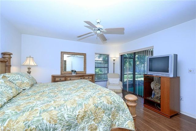 855 REEF POINT CIR, Naples, FL 34108