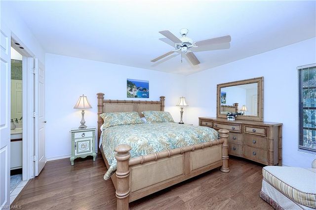 855 REEF POINT CIR, Naples, FL 34108