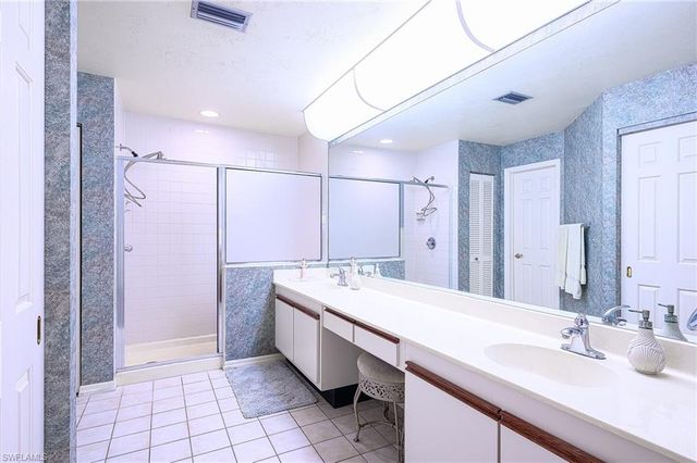 855 REEF POINT CIR, Naples, FL 34108