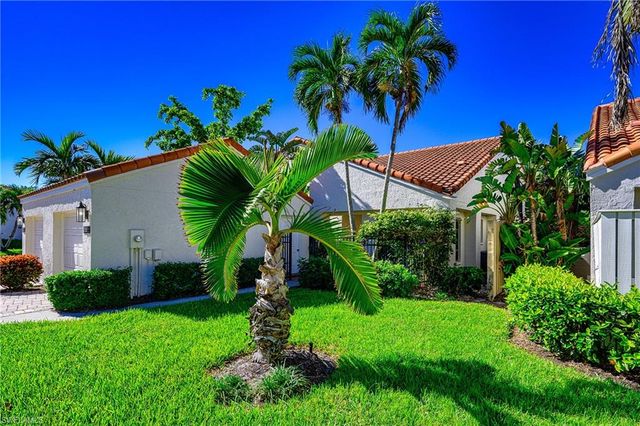 855 REEF POINT CIR, Naples, FL 34108