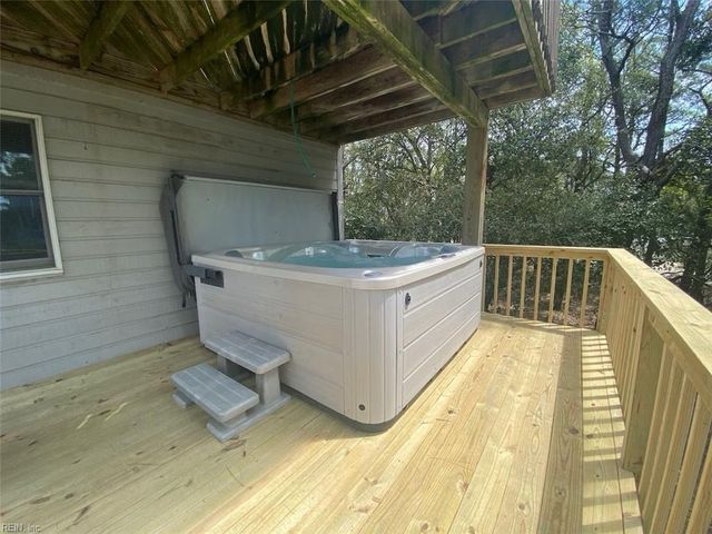1278 Lakeside DR, Corolla, NC 27927