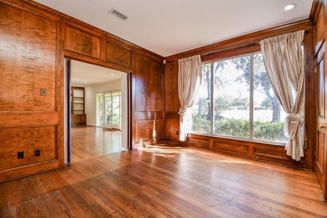 2930 Country Club Blvd Boulevard, Sugar Land, TX 77478