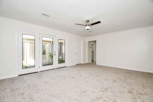 2930 Country Club Blvd Boulevard, Sugar Land, TX 77478