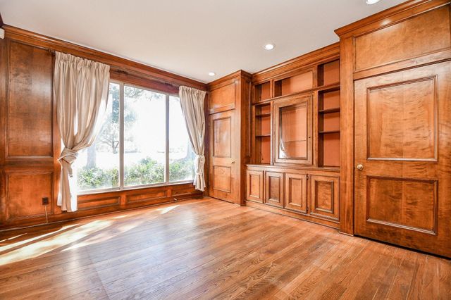 2930 Country Club Blvd Boulevard, Sugar Land, TX 77478