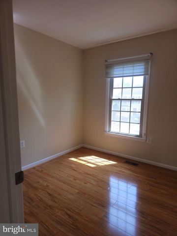 4508 SHOAL CREEK CT, Alexandria, VA 22312