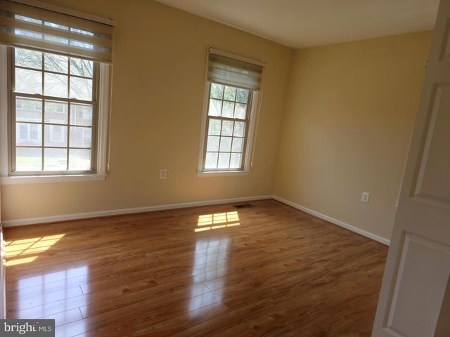 4508 SHOAL CREEK CT, Alexandria, VA 22312
