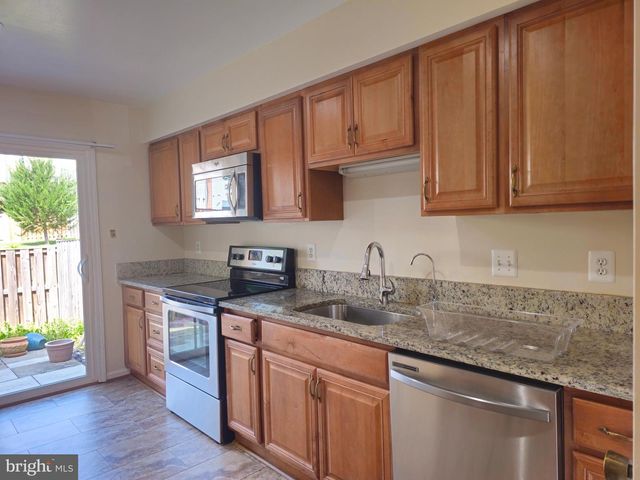 4508 SHOAL CREEK CT, Alexandria, VA 22312