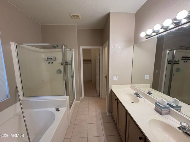 3938 W Buckskin Trail, Phoenix, AZ 85083