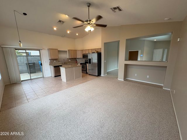 3938 W Buckskin Trail, Phoenix, AZ 85083