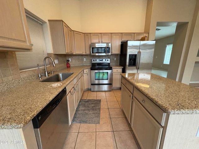 3938 W Buckskin Trail, Phoenix, AZ 85083