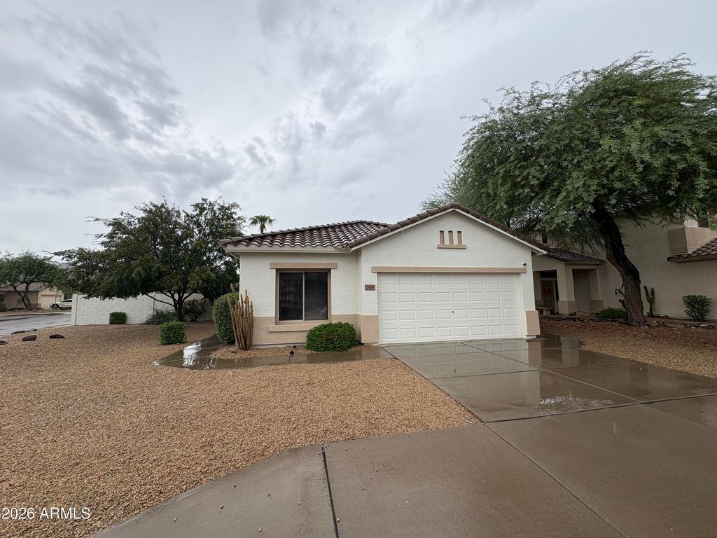 3938 W Buckskin Trail, Phoenix, AZ 85083
