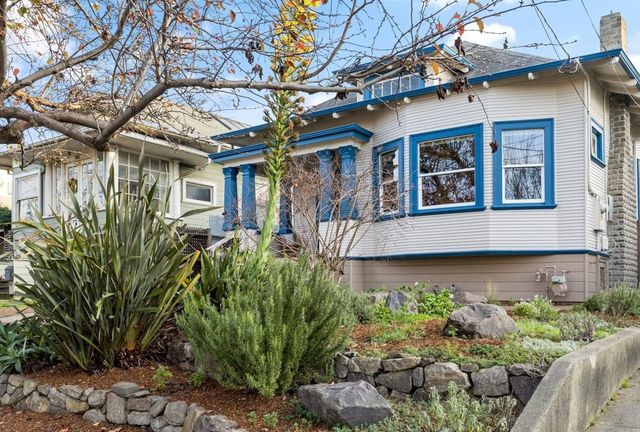 865 865 54Th St, Oakland, CA 94608