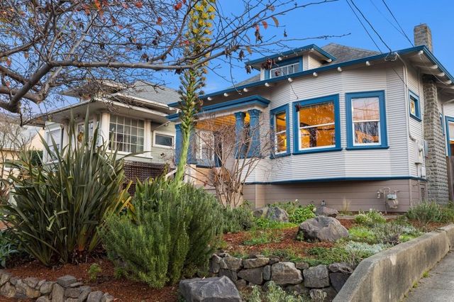 865 865 54Th St, Oakland, CA 94608