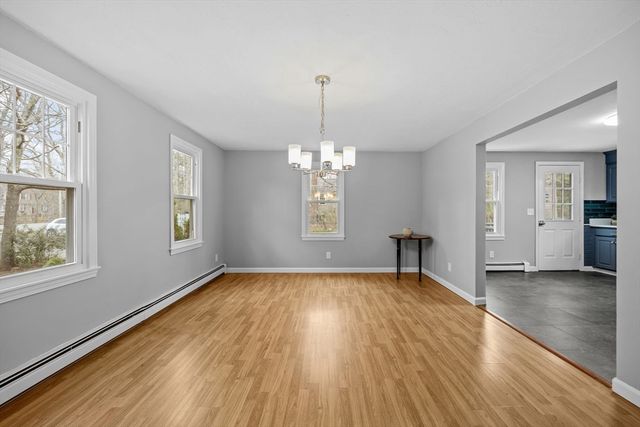 128 Quaker Meeting House Rd, Sandwich, MA 02537