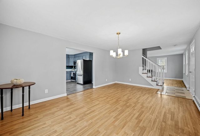 128 Quaker Meeting House Rd, Sandwich, MA 02537