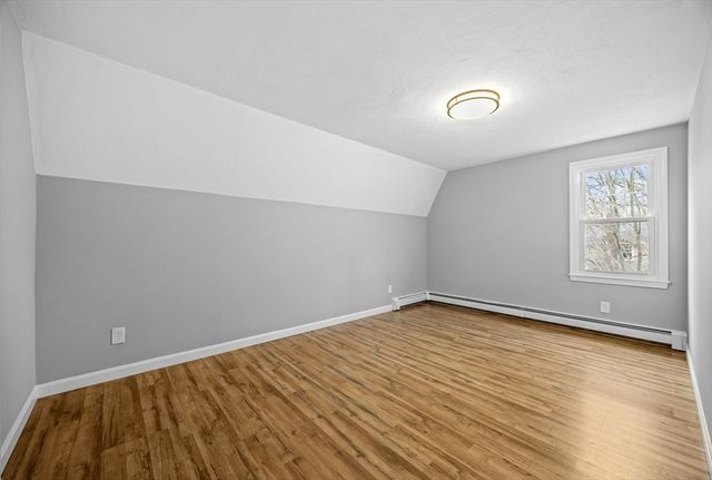 128 Quaker Meeting House Rd, Sandwich, MA 02537