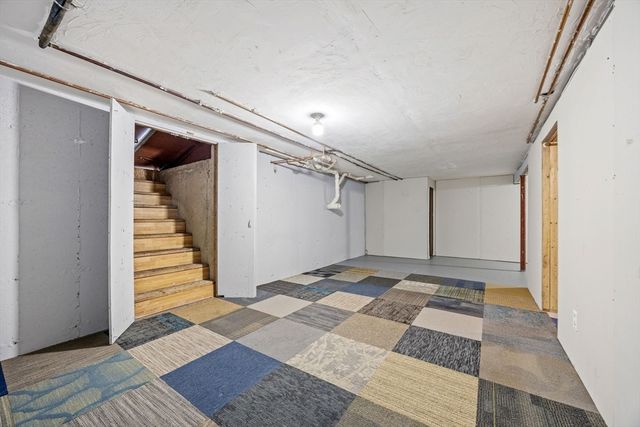 128 Quaker Meeting House Rd, Sandwich, MA 02537