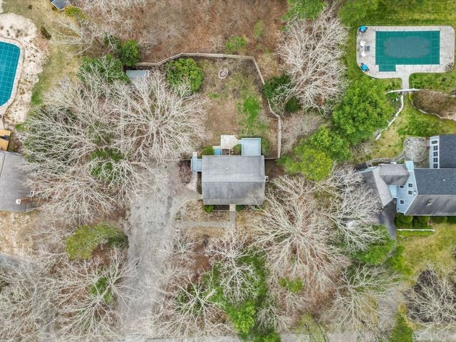 128 Quaker Meeting House Rd, Sandwich, MA 02537