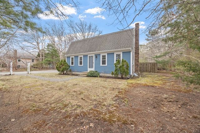 128 Quaker Meeting House Rd, Sandwich, MA 02537