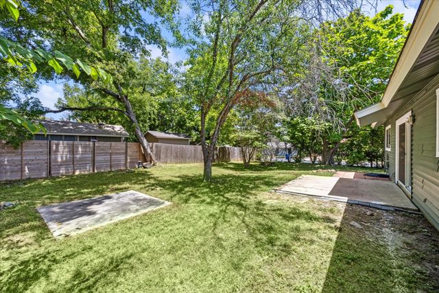 5700 Garden Oaks DR, Austin, TX 78745