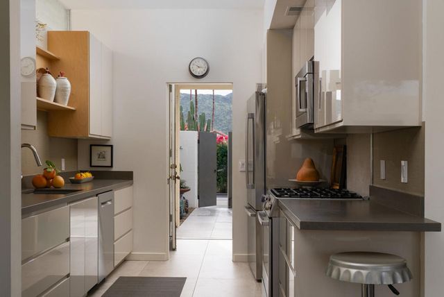 100 Desert Lakes Drive, Palm Springs, CA 92264