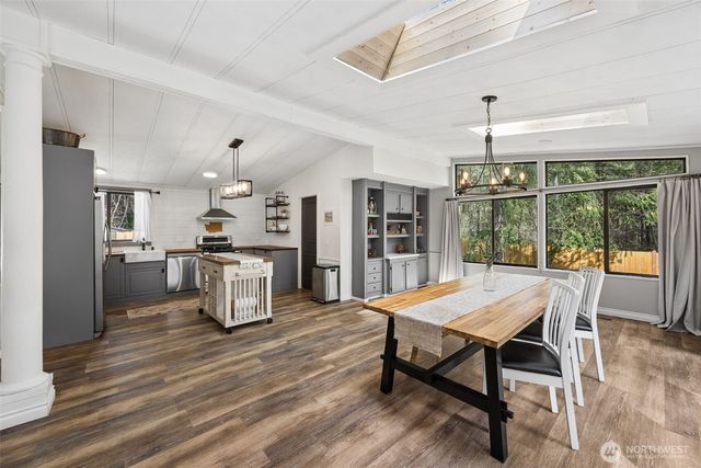30428 Cumberland Kanaskat Road SE, Ravensdale, WA 98051