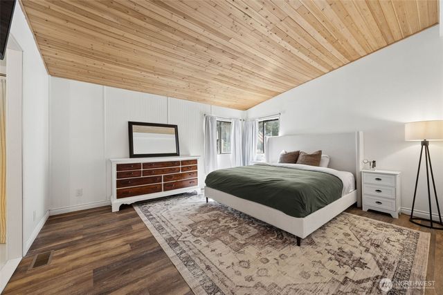 30428 Cumberland Kanaskat Road SE, Ravensdale, WA 98051