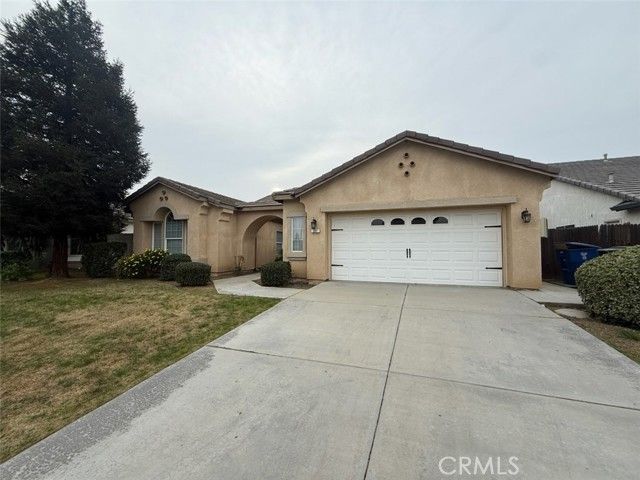 207 Riesling Vines Street, Bakersfield, CA 93314