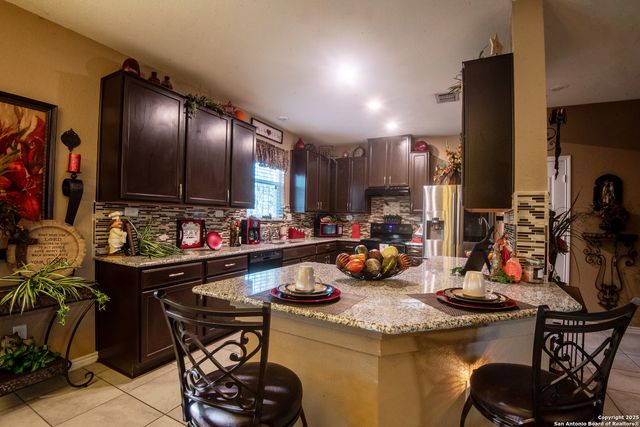 9643 Pleasanton Bluff, San Antonio, TX 78221