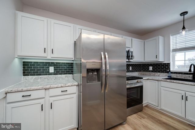 6685 JEFFERSON CT, New Tripoli, PA 18066