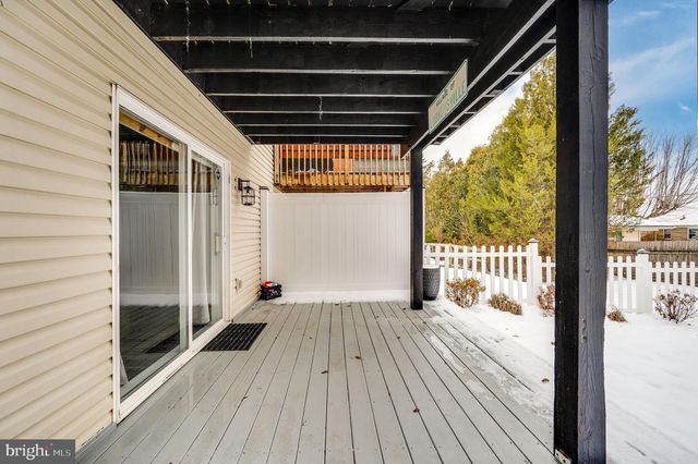 6685 JEFFERSON CT, New Tripoli, PA 18066