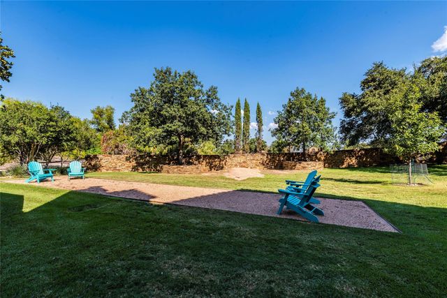 131 Plaza Escondido, Horseshoe Bay, TX 78657