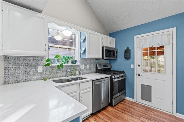 1351 Yorkshire Lane, Woodstock, GA 30188