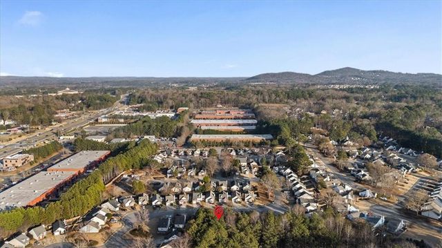 1351 Yorkshire Lane, Woodstock, GA 30188